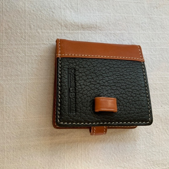 RARE Dooney & Bourke Compact Leather Mirror Case - Picture 2 of 13